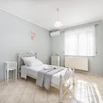 Aegean Whispers House דירה *