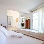 Aegean Whispers House * بساليدي